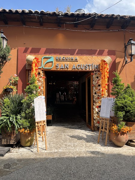 Esquina San Agustín